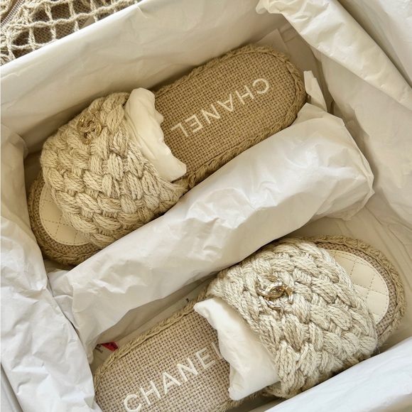 CHANEL Shoes - CHANEL Natural Beige Braided Mesh Pouch with Gold Logo Zip